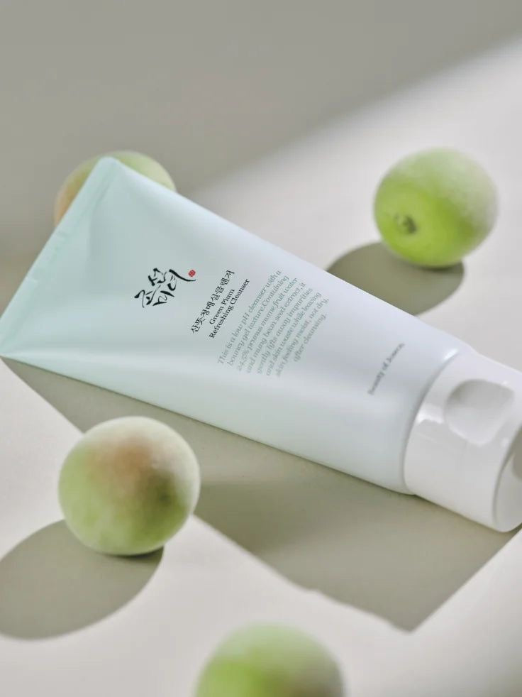 Green Plum Refreshing Cleanser